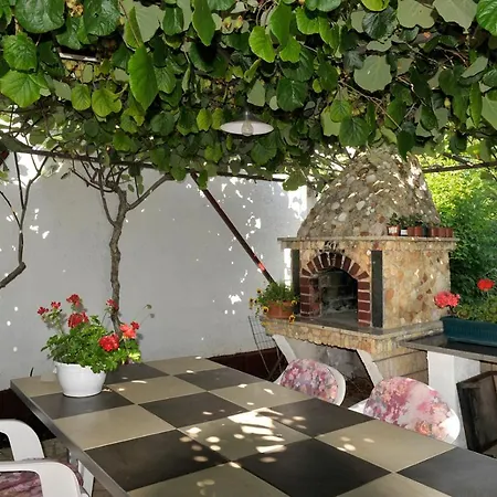 Apartman Leo Musalez
